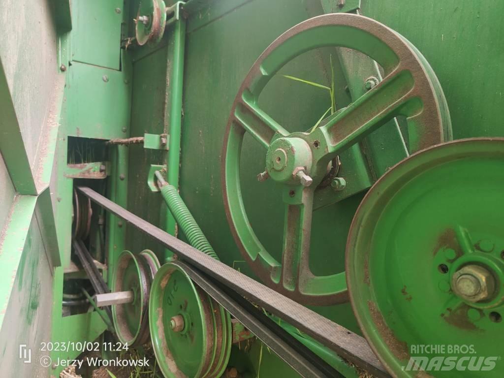 John Deere 1075 Skurtreskere