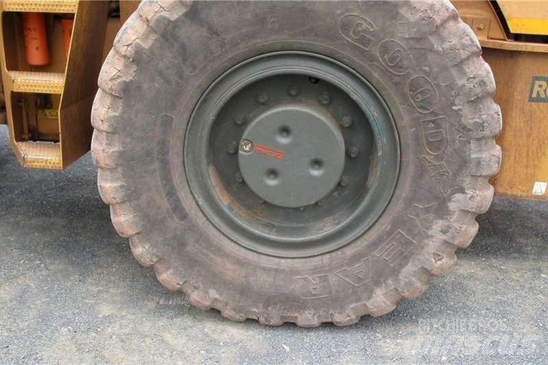 CAT CS76XT Kombivalser