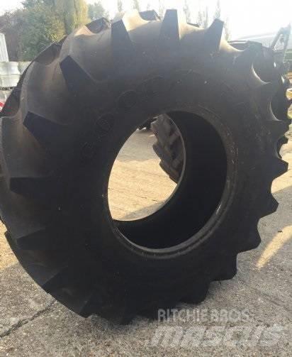 Goodyear 650/75R32 Dekk, hjul og felger