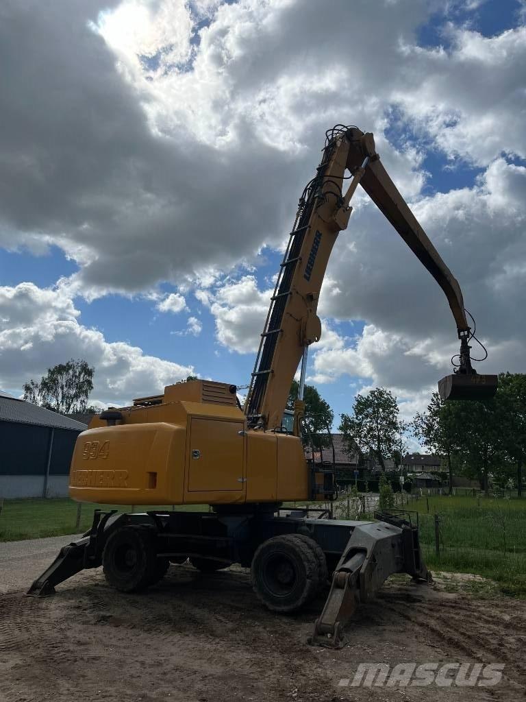 Liebherr 934 Gravemaskiner for avfallshåndtering