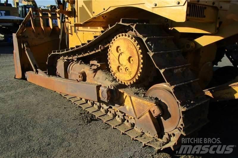 CAT D6R2 Dozere Beltegående