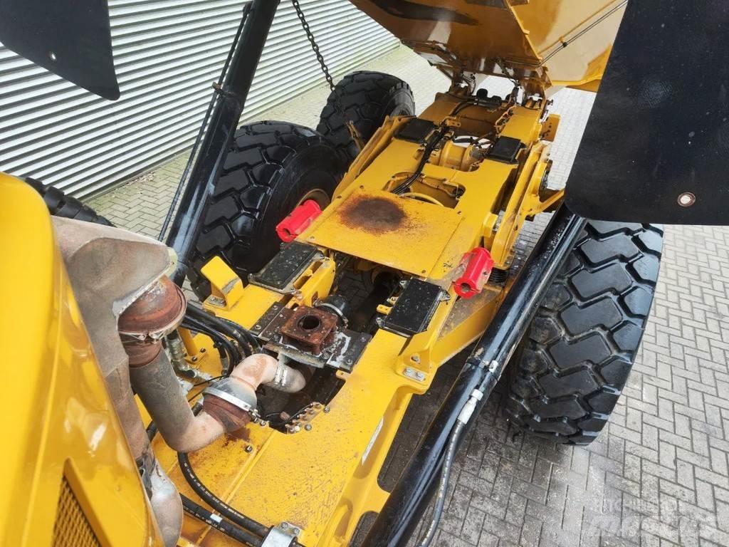 CAT 725 C2 6x6 Rammestyrte Dumpere