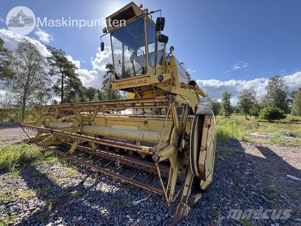 New Holland 1530 Skurtreskere