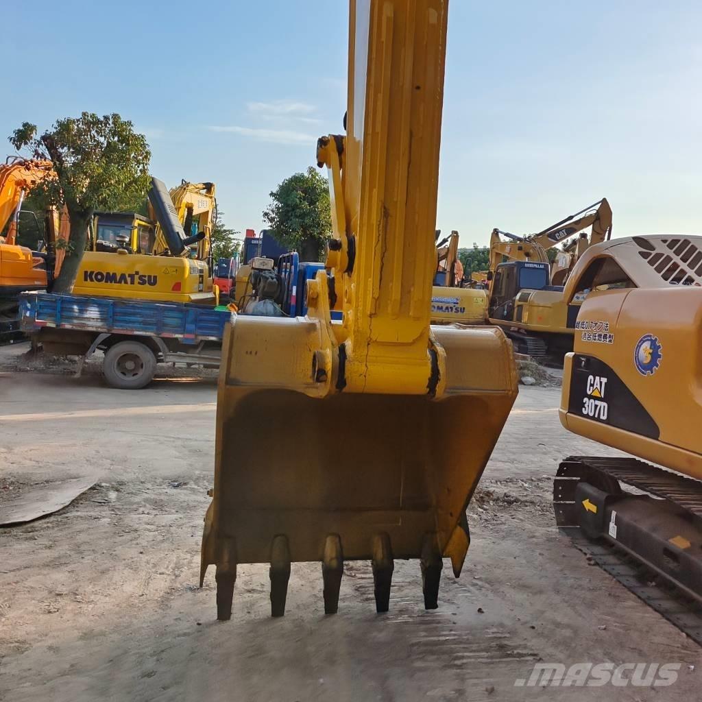 Komatsu PC 200-8 Beltegraver