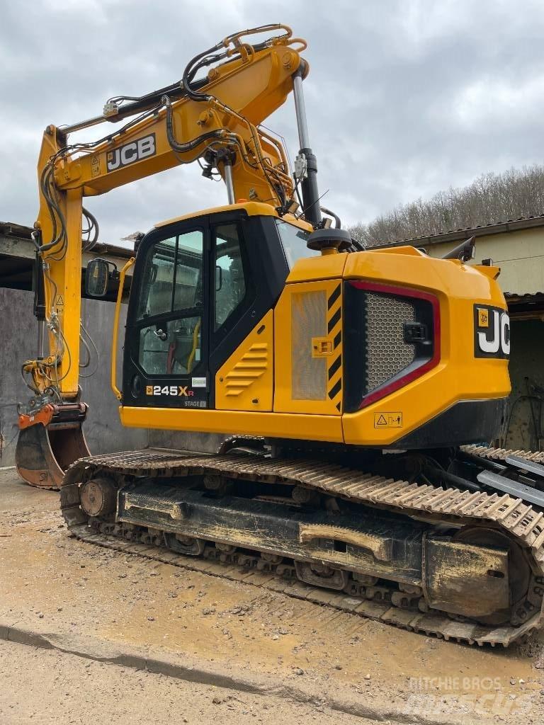 JCB 245 XR Beltegraver
