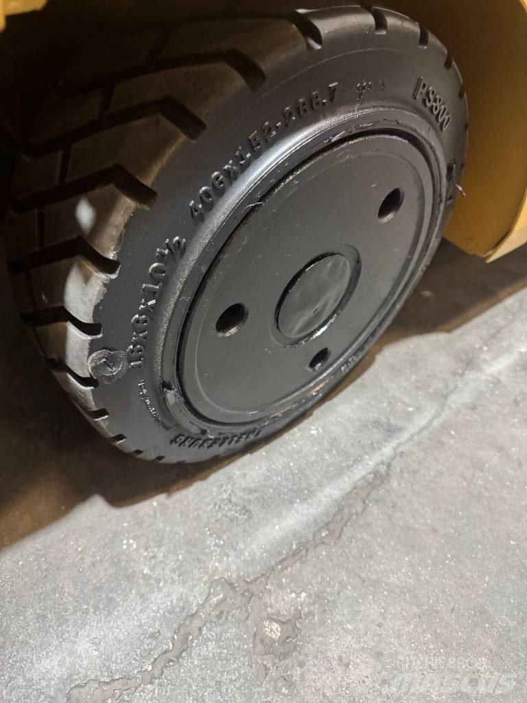 CAT EC30N2 Elektriske trucker