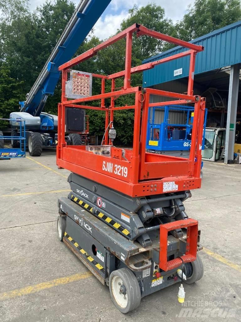 SkyJack SJ 3219 Sakselifter
