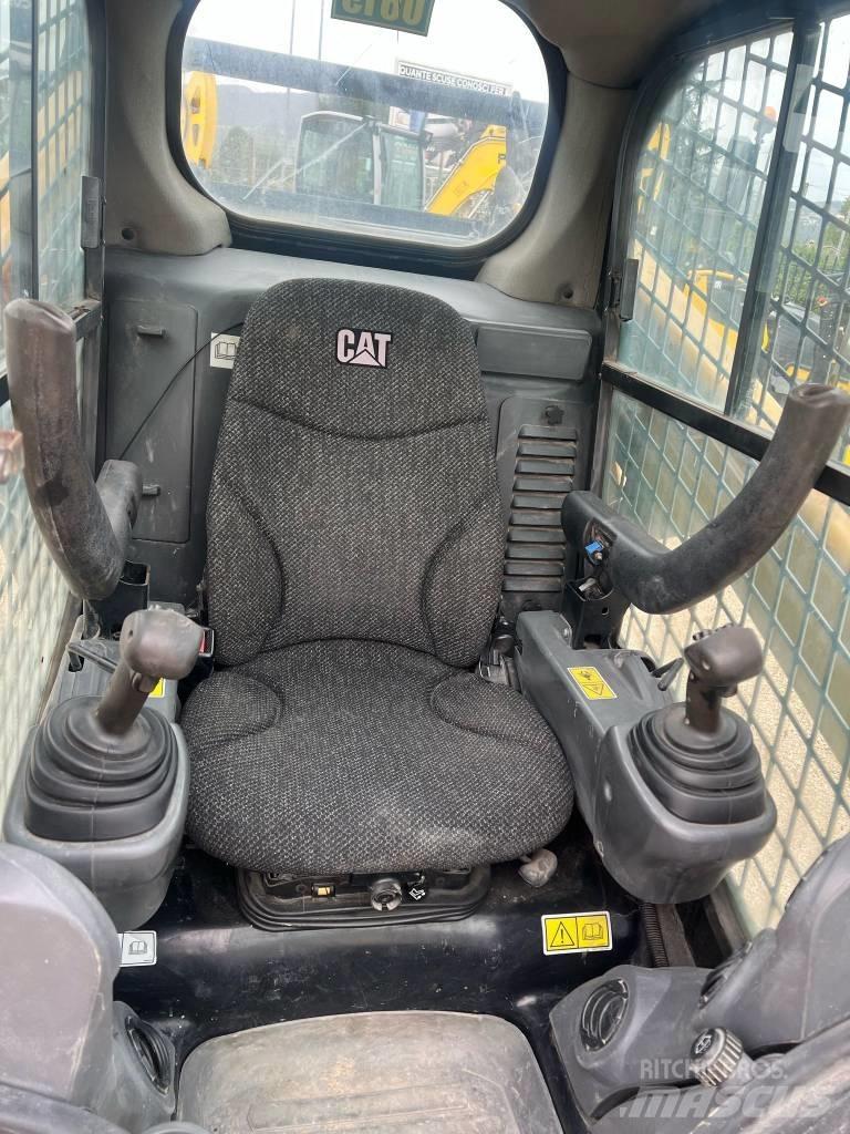 CAT 262 D Kompaktlastere