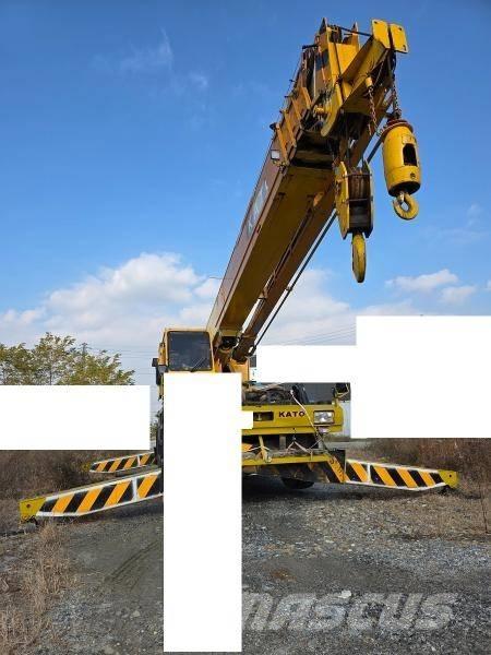 Kato KR 35 H-3 Røff terreng kraner
