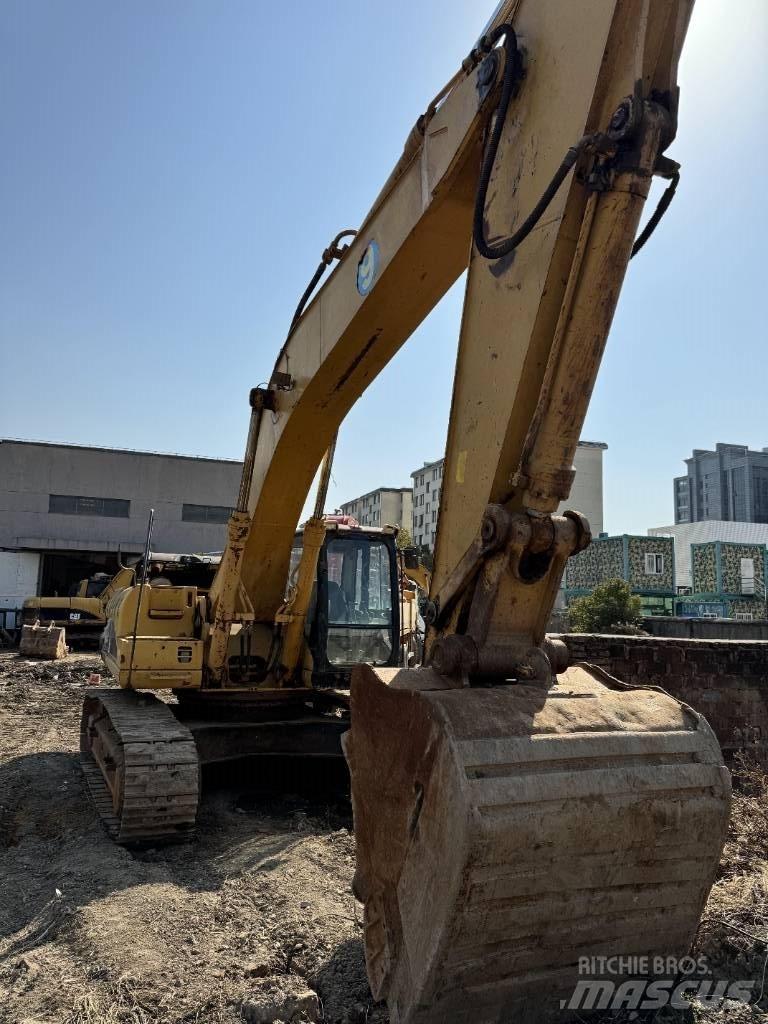 CAT 330C Beltegraver