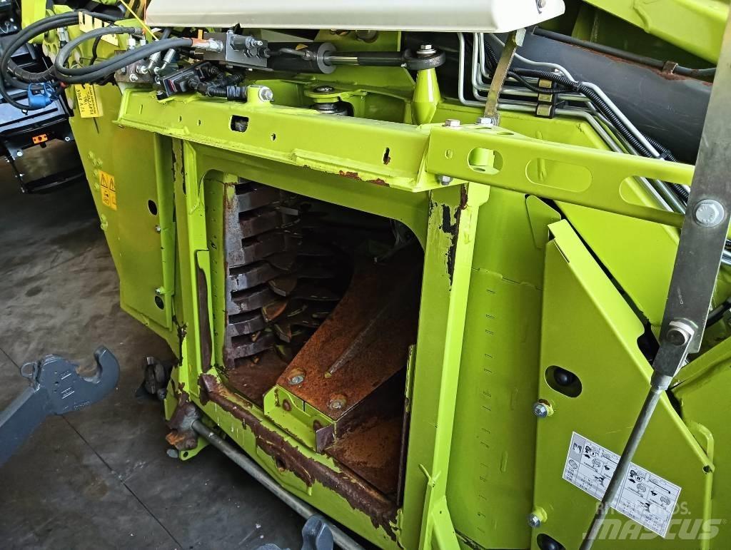 CLAAS Orbis 750 Selvdrevne fôrhøstere