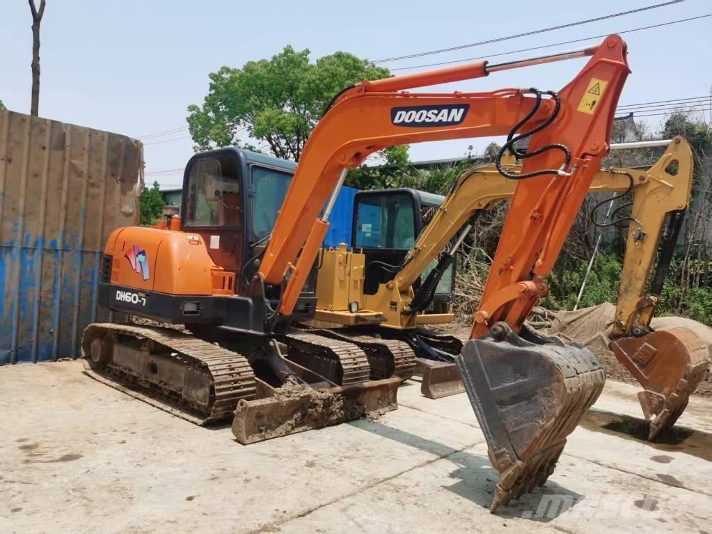 Doosan DH 60-7 Minigravere <7t