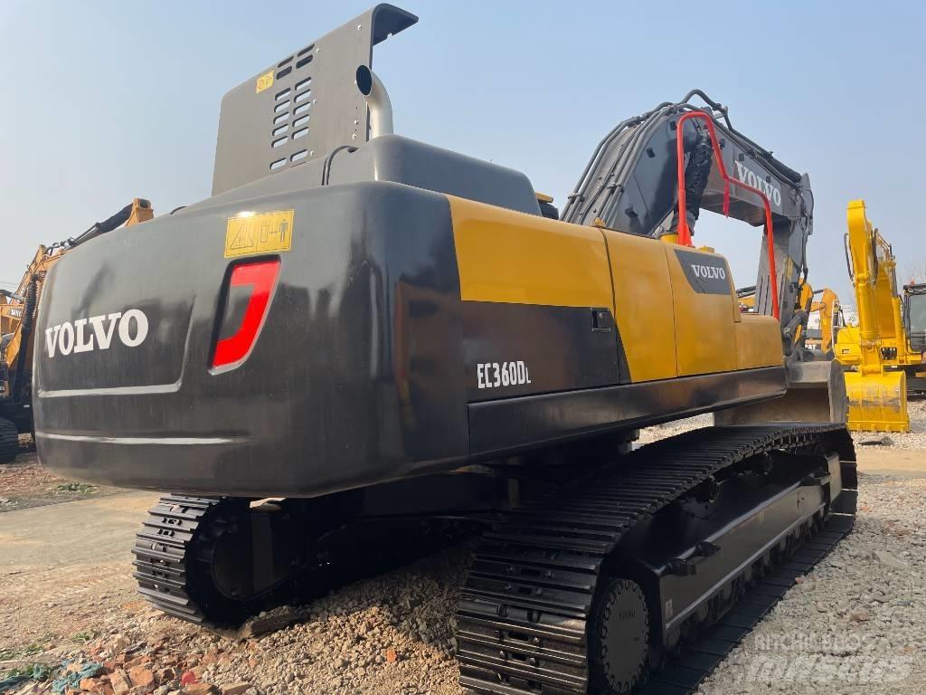 Volvo EC 360 Beltegraver