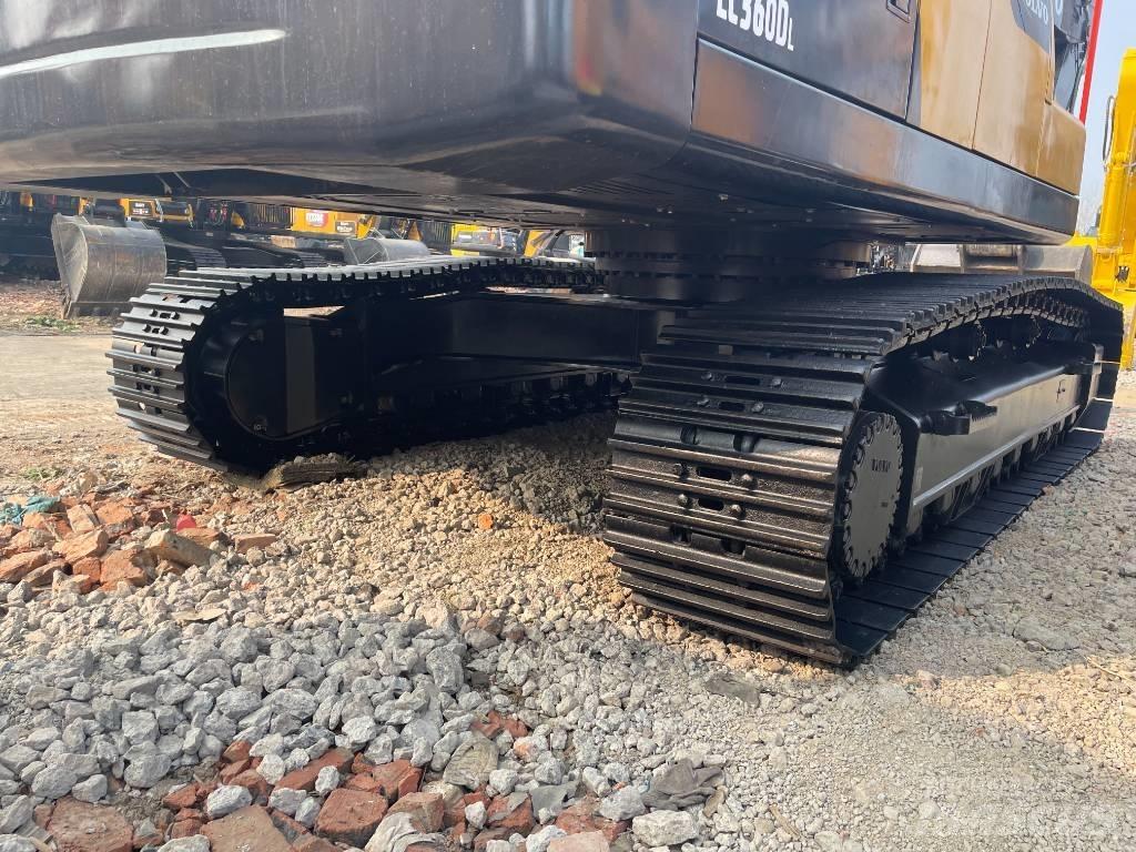 Volvo EC 360 Beltegraver