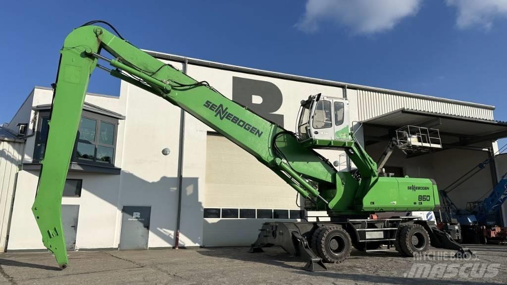 Sennebogen 860D Gravemaskiner for avfallshåndtering