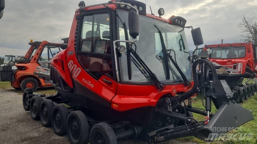  PistenBully  600 Tråkkemaskiner
