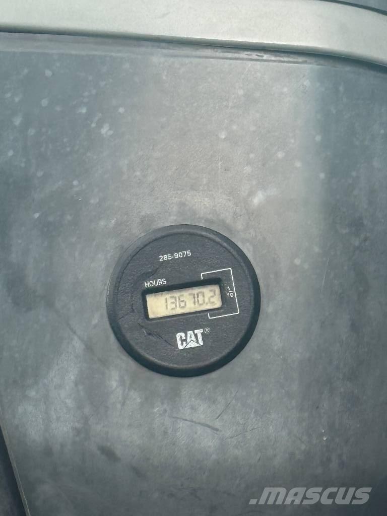 CAT M 325 D MH Hjulgravere