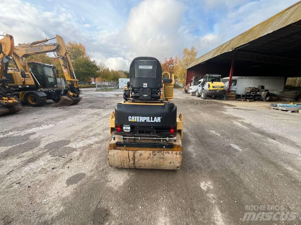 CAT CB 224E Tandem Valser