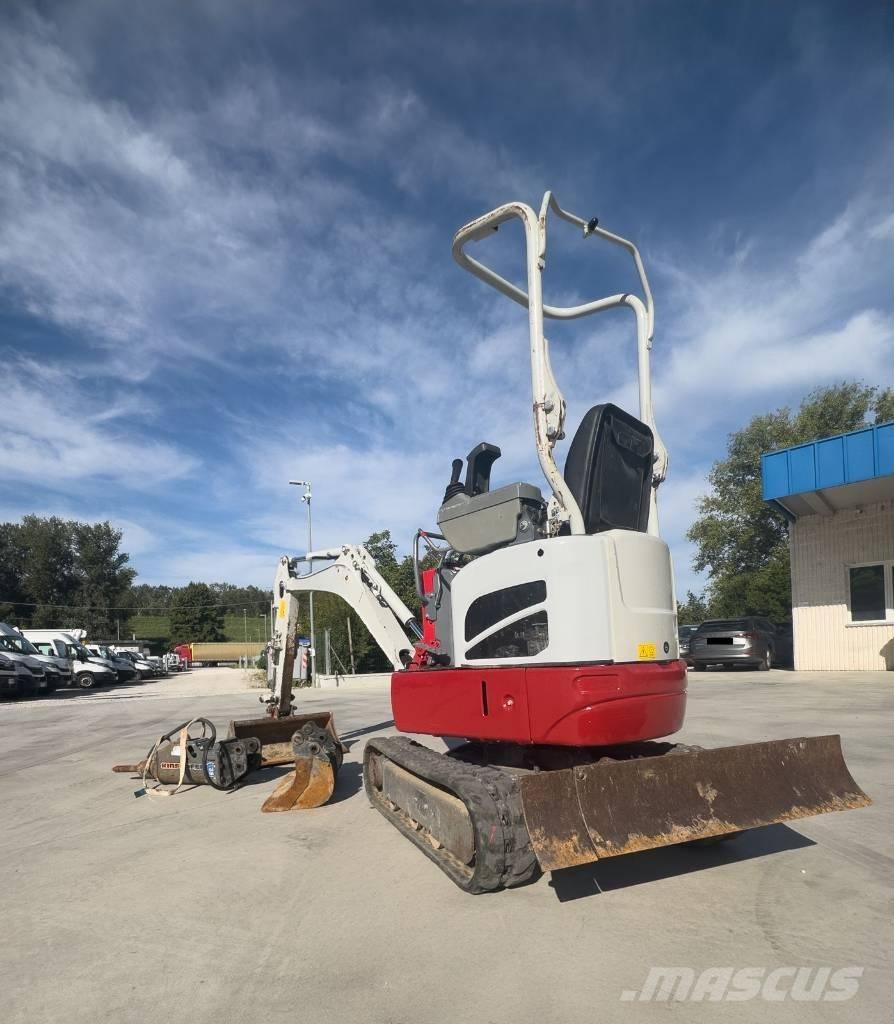 Takeuchi TB 210 R Minigravere <7t