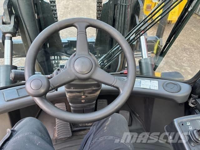 Yale GDP 120 DC Diesel Trucker