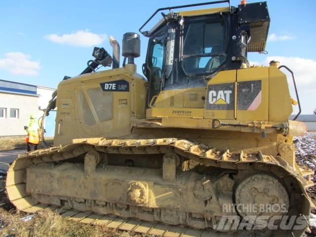 CAT D 7 E Dozere Beltegående