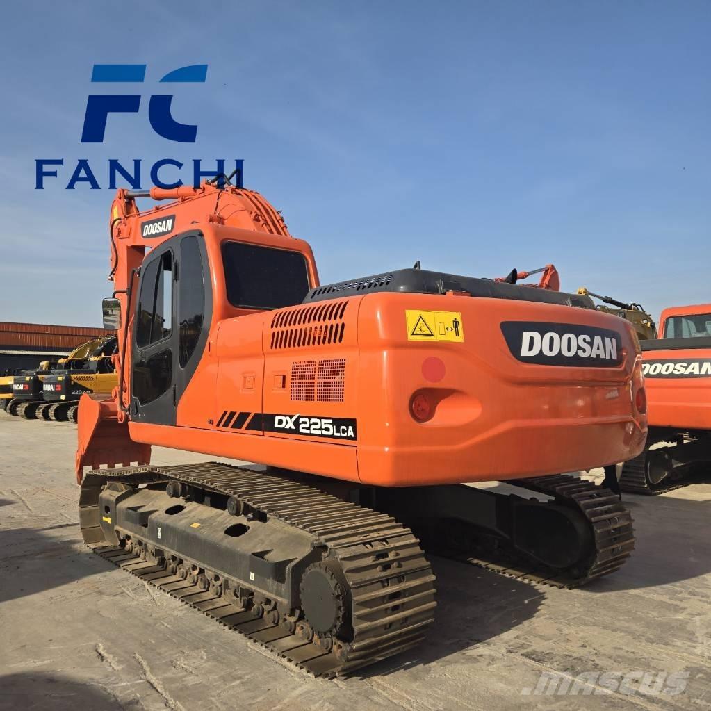 Doosan DX 225 LC Beltegraver