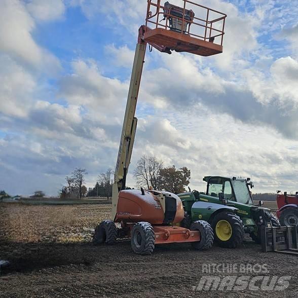 JLG 600AJ Leddede bomlifter