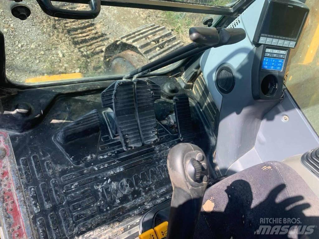 Komatsu PC 230 NHD Beltegraver