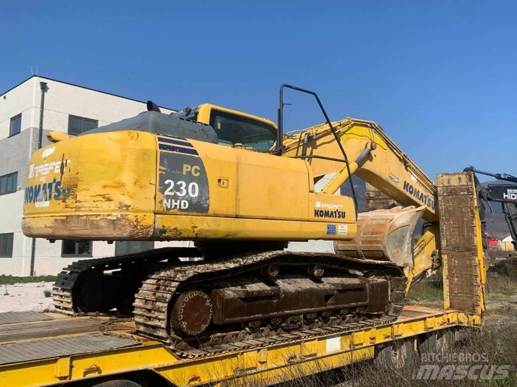 Komatsu PC 230 NHD Beltegraver