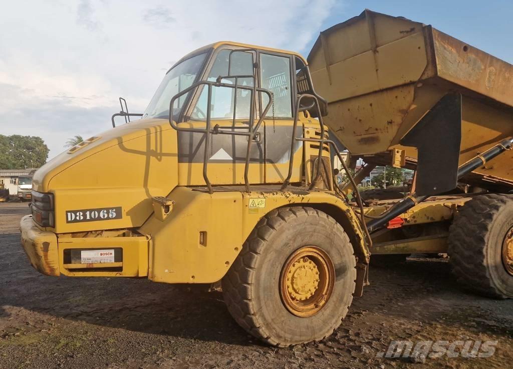 CAT 730 Rammestyrte Dumpere