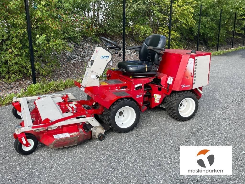 Ventrac 3200 Sitteklippere