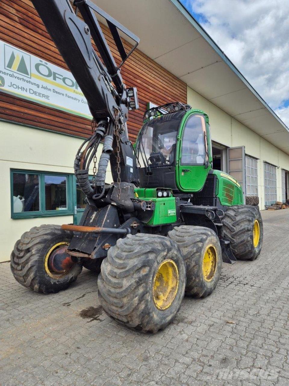 John Deere 1070 E Hogstmaskiner