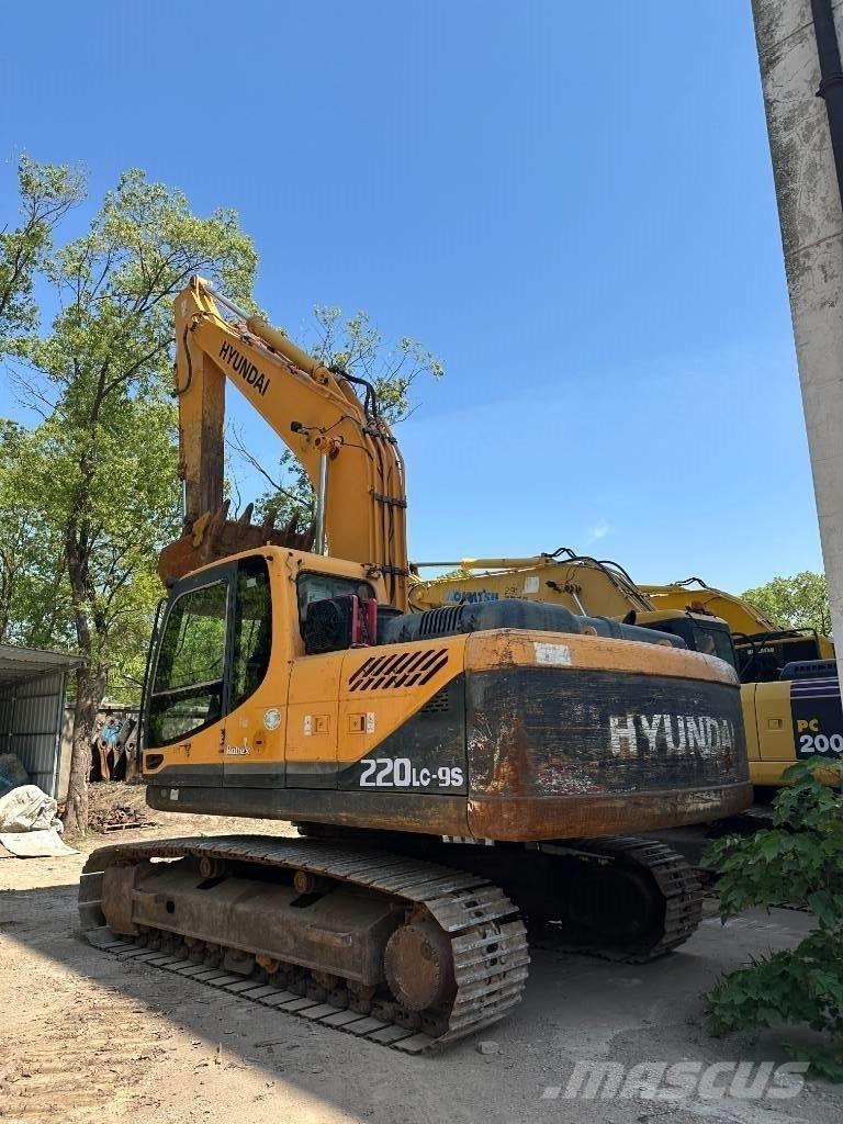 Hyundai 220LC-9S Beltegraver