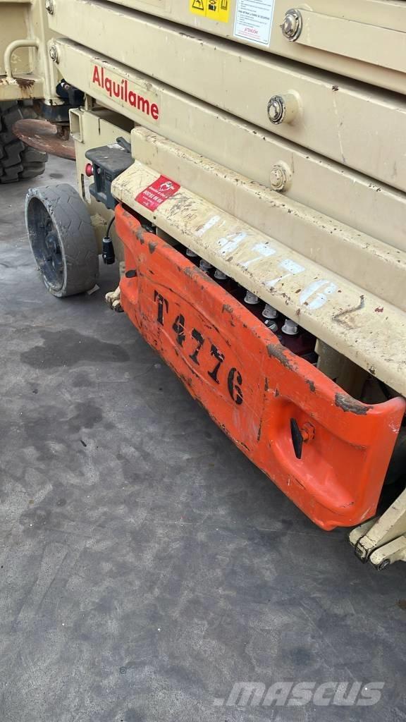 JLG 3246 ES Sakselifter
