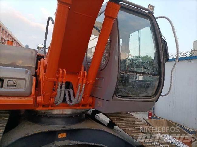 Hitachi Zaxis 200 LC Beltegraver
