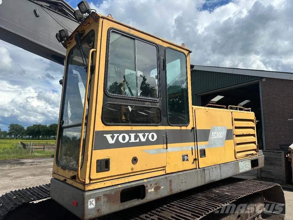 Volvo EC200 Beltegraver
