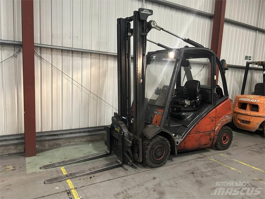 Linde H25T Propan trucker