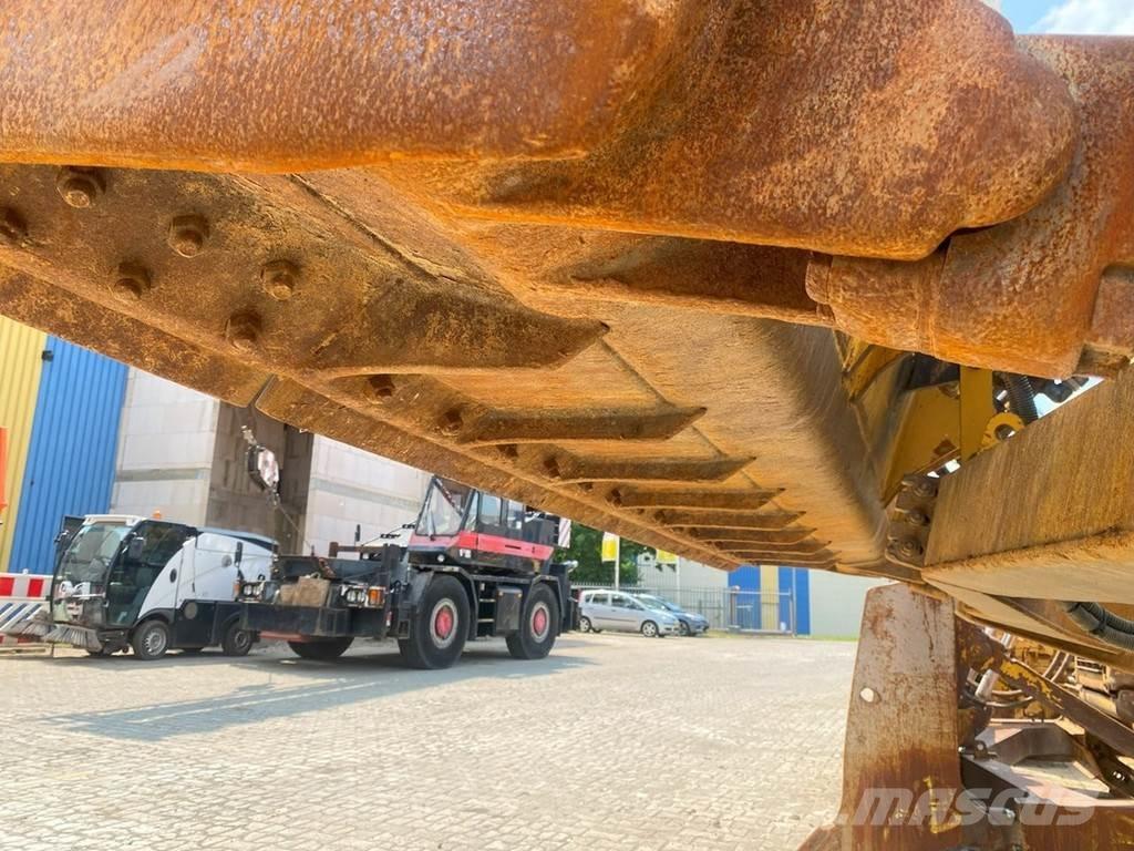 CAT D6T NVT Dozere Beltegående