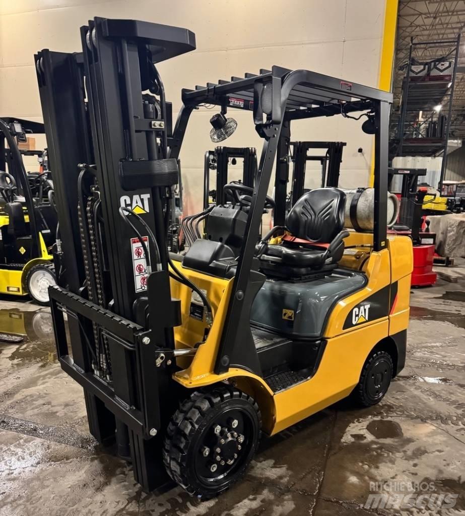 CAT 2C 6000 Gaffeltrucker - Annet