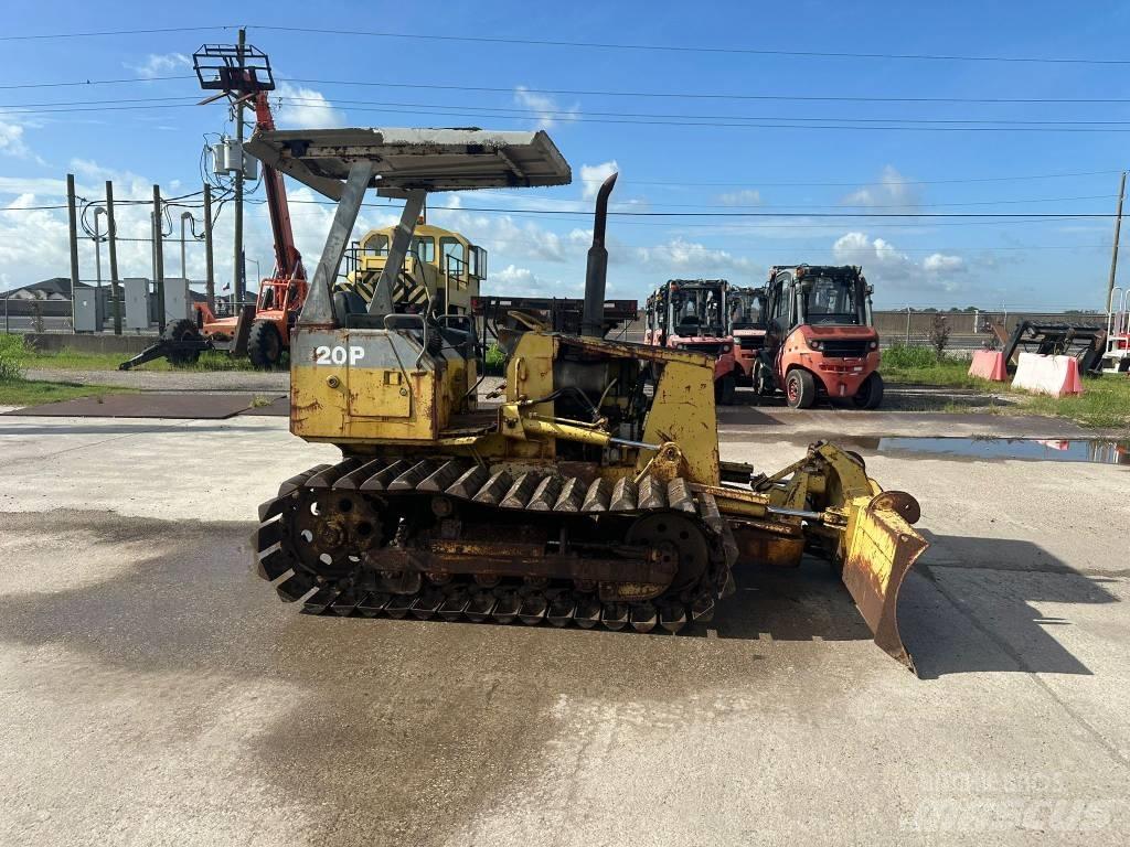 Komatsu D 20P-7 Dozere Beltegående