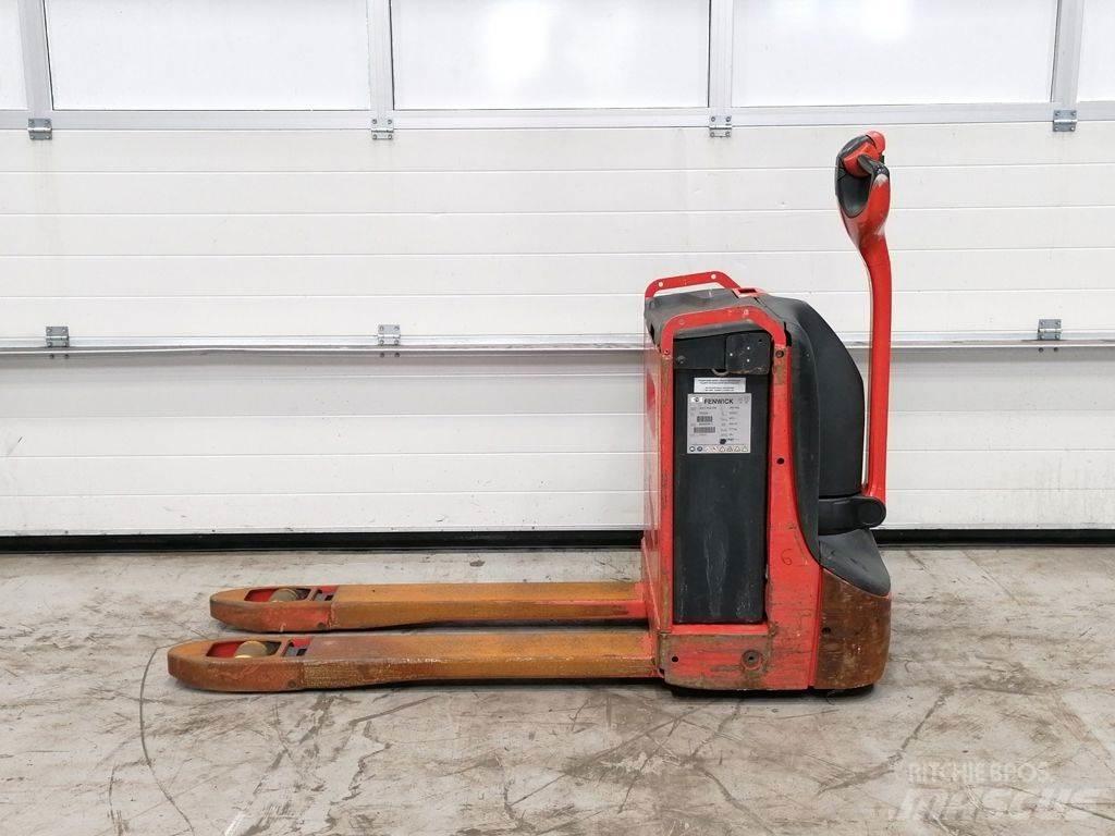 Linde T16 Lavtløftende truck
