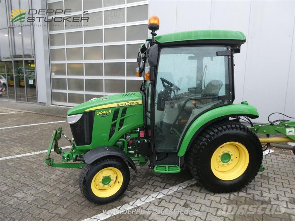 John Deere 3046R Kompakttraktorer