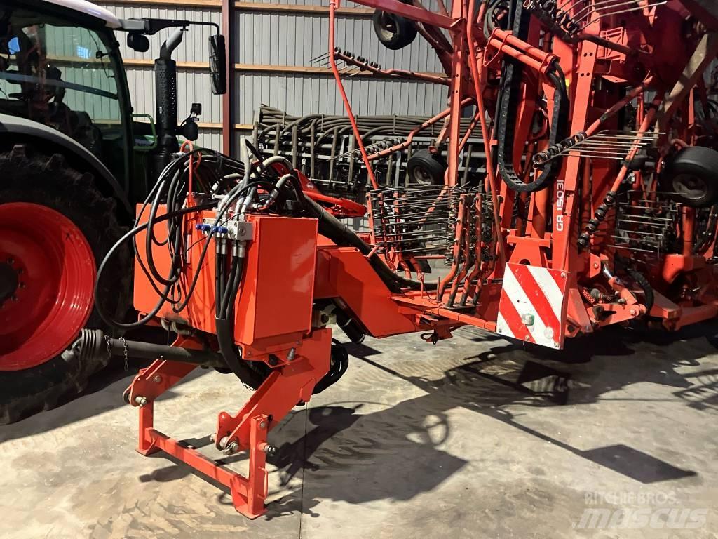 Kuhn GA 15031 Raker og høyvendere