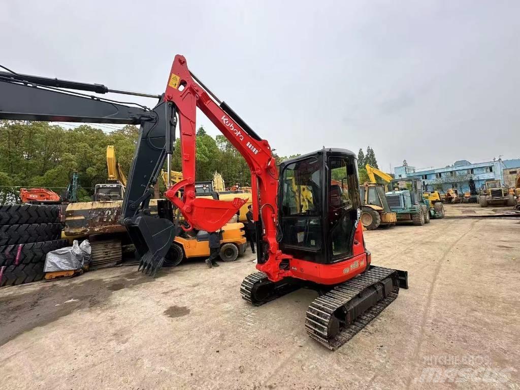 Kubota U-35 Beltegraver