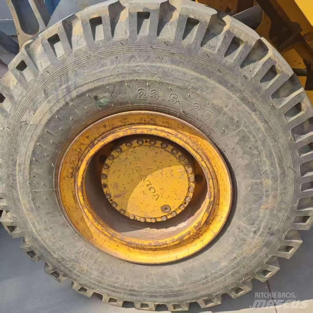 Volvo L 105 Hjullastere