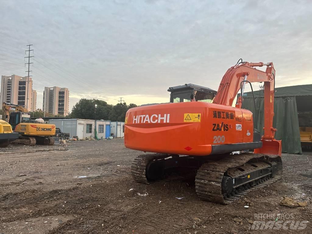 Hitachi ZX 200 Beltegraver