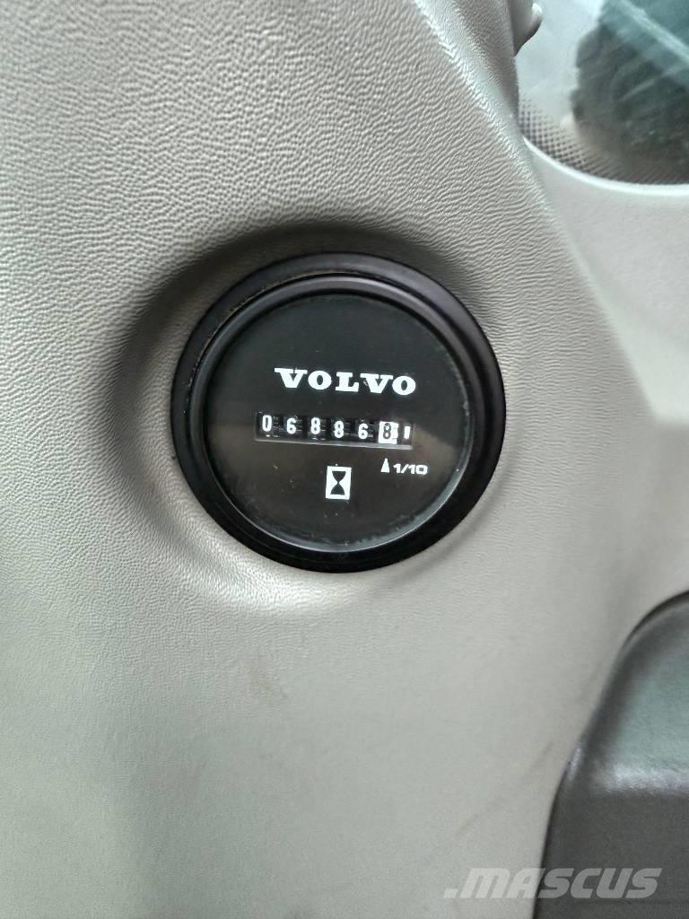 Volvo ECR 145 EL Beltegraver