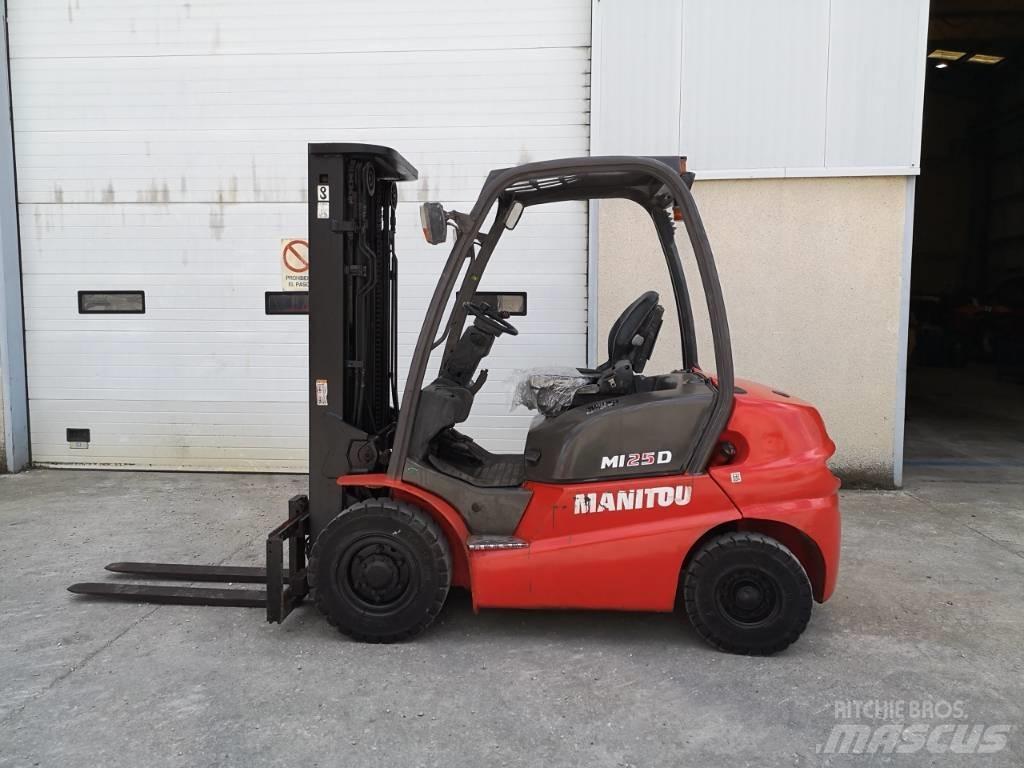 Manitou MI25D Propan trucker