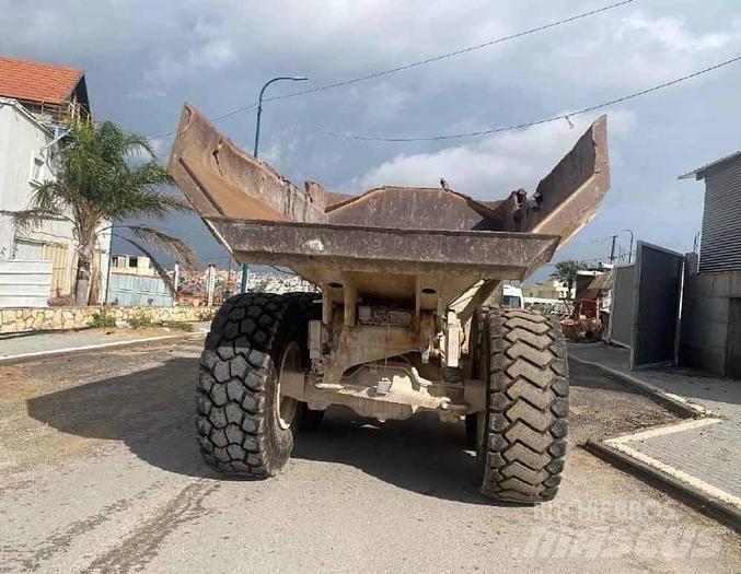 CAT 730C Andre lastebiler