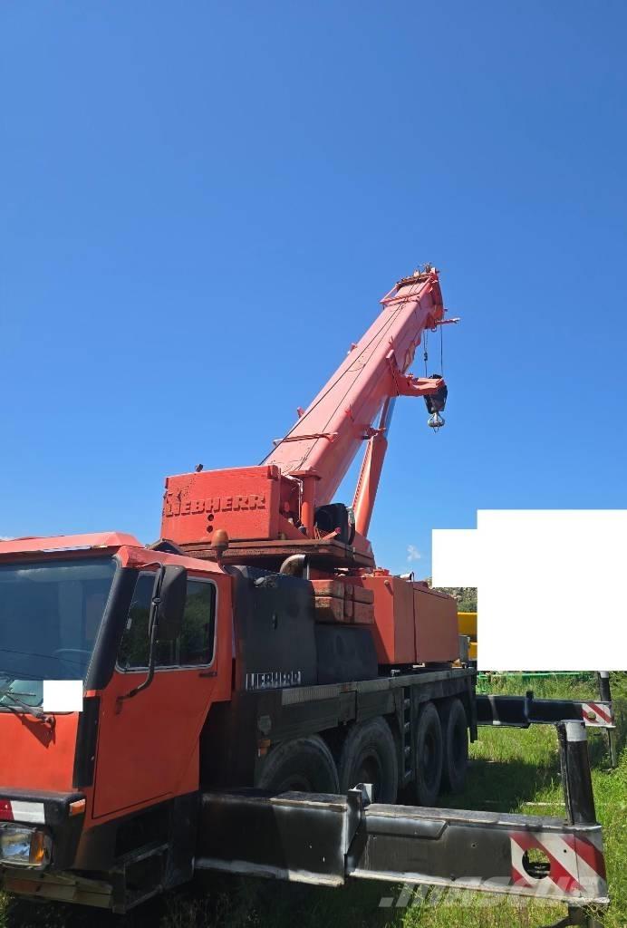 Liebherr LTM 1090-2 Allterreng kraner